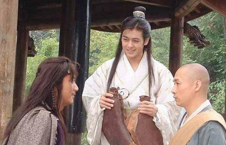乔峰一生无败绩,若乔峰不死虚竹能超越他的?