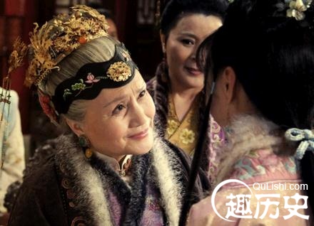 小说红楼梦中贾母年轻时的那些风花雪月隐秘事 