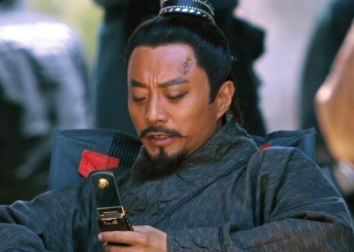 宋江是怎么搞定李逵和武松的？为什么十两银子就搞定了武松？