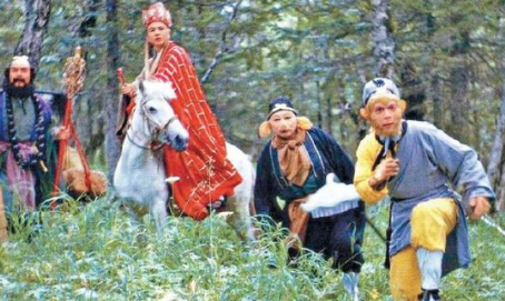 《西游记》原著中牵马的是谁?为什么悟空和八戒都不合适?