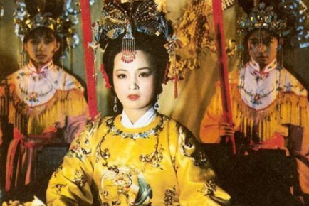 《红楼梦》贾府为什么要建大观园?元春省亲背后心酸有谁知?