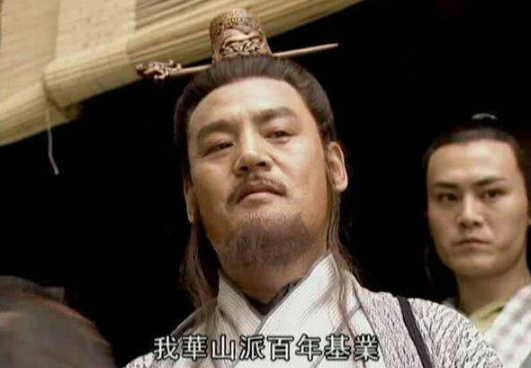 岳不群为什么要学辟邪剑法？难道独孤九剑不如辟邪剑法吗？