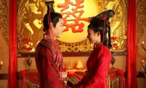 这三位女子在历史上本是劣迹斑斑,但是被电视剧强行洗白。