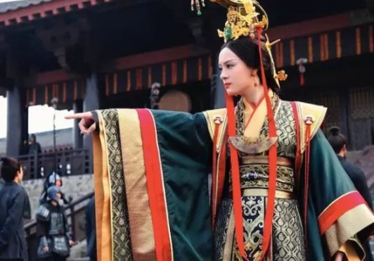 这三位女子在历史上本是劣迹斑斑,但是被电视剧强行洗白。